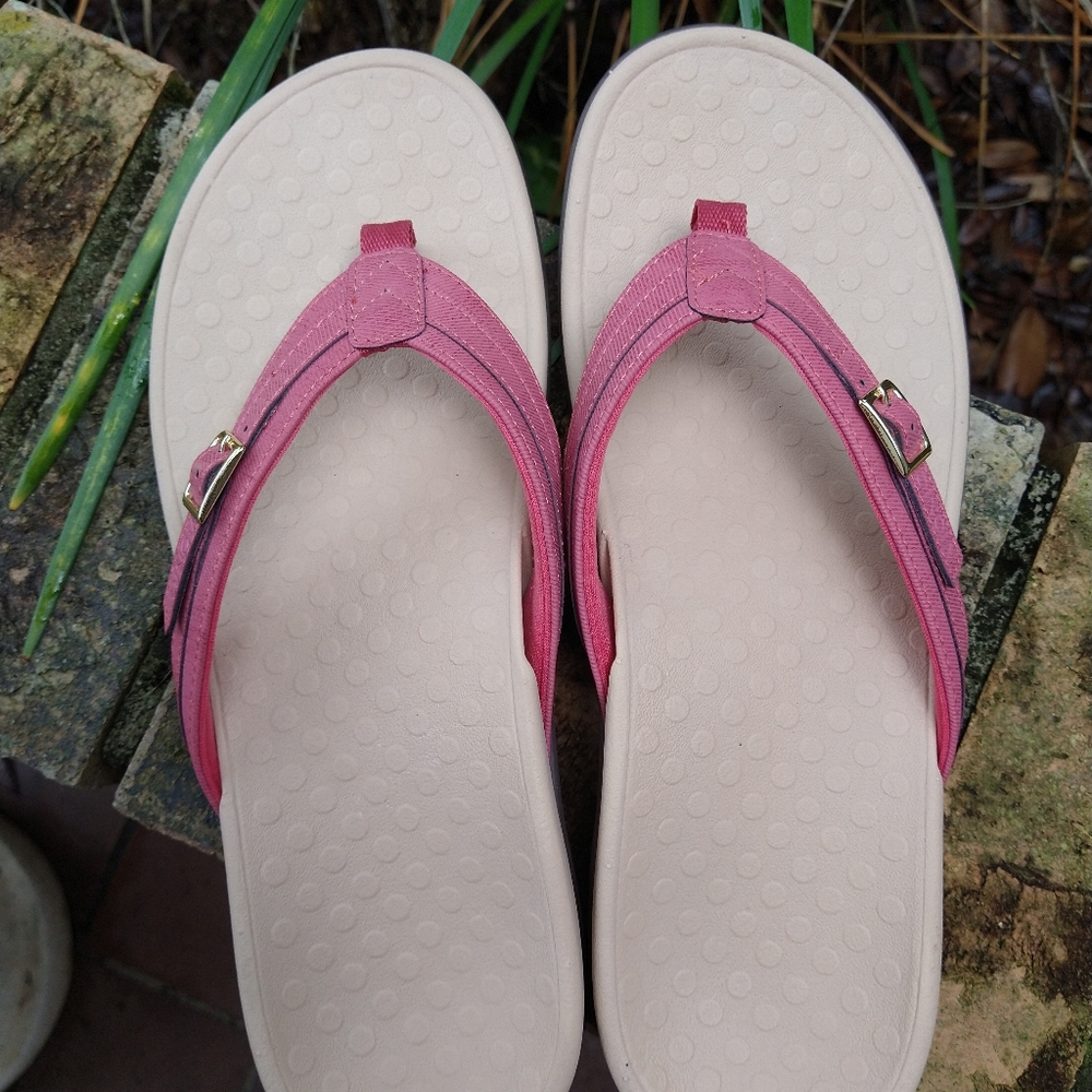 Vionic sandal - Picture 2 of 3